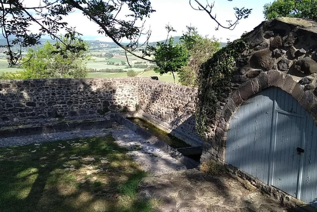 La Maisonnette Sous Le Cerisier Bergonne Eksteriør billede